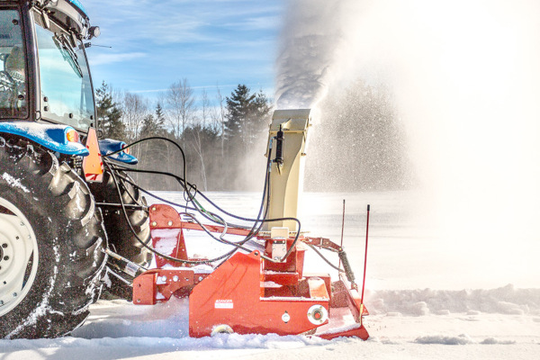 Farm King | Landscaping Equipment | Pull Type Snowblower for sale at Red Power Team, Iowa