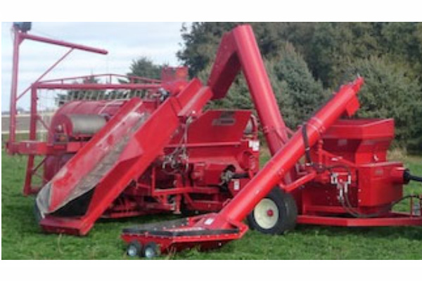 H&S RM4361 and RM4360 for sale at Red Power Team, Iowa