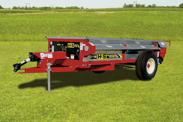 H&S | Manure Spreaders | Standard Duty Manure Spreaders for sale at Red Power Team, Iowa