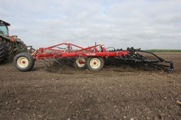 Salford Group 550 S-Tine, two-piece S-tine, and C-shank Cultivators for sale at Red Power Team, Iowa