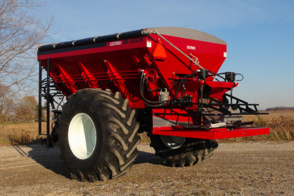 Salford Group | BBI Spreaders Hydraulic Drive | Model BBI Javelin Spinner for sale at Red Power Team, Iowa