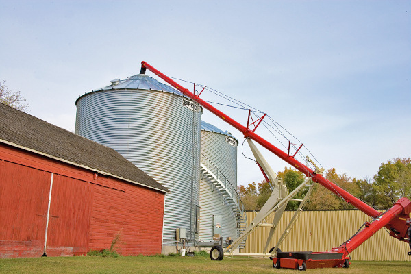 Farm King | BackSaver Auger | Model 1370 for sale at Red Power Team, Iowa