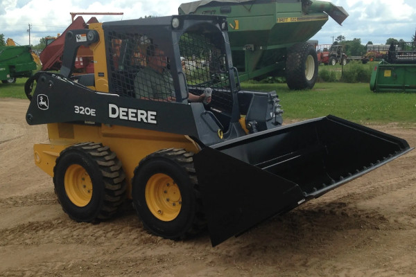 Berlon Attachments | MDHV Series | Model MDHV-102 for sale at Red Power Team, Iowa