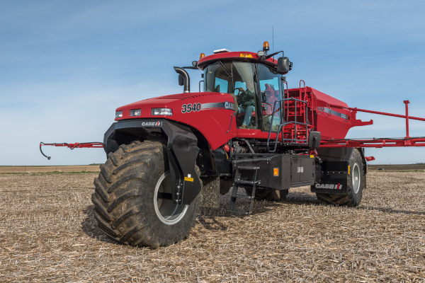 Case IH | Titan™ Series Floaters | Model Titan™ 3540 Floater for sale at Red Power Team, Iowa