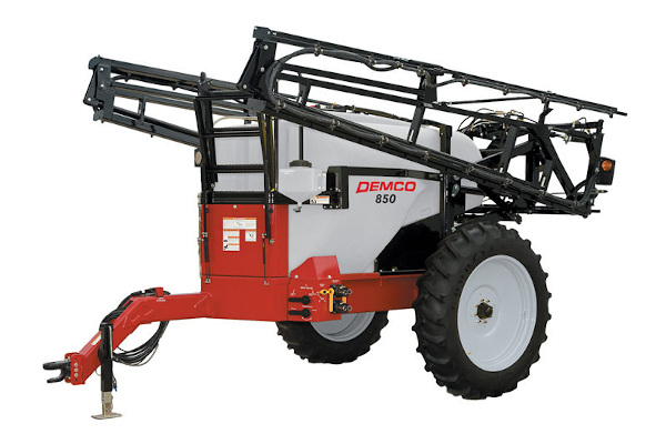 Demco | Field Sprayers | Model 850 & 1050 Gallon Big Wheel for sale at Red Power Team, Iowa