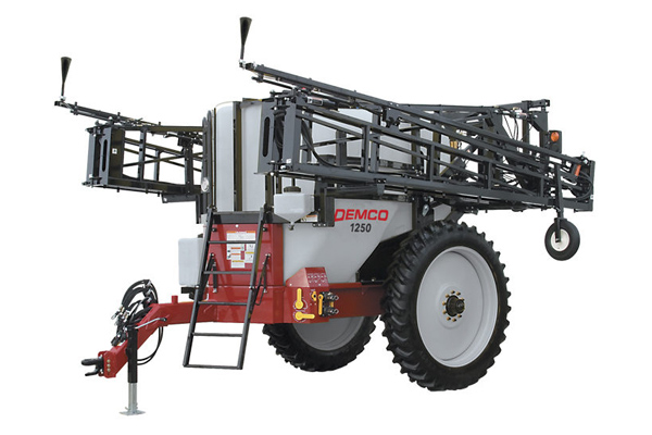 Demco | Field Sprayers: 300-1250 Gallon | Model 1050 & 1250 Gallon Big Wheel for sale at Red Power Team, Iowa