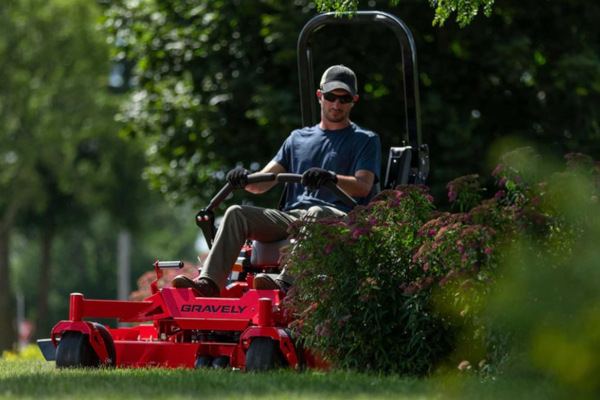 Gravely | Zero-Turn Mowers | Pro-Turn Z for sale at Red Power Team, Iowa