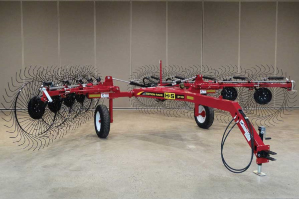 H&S | 3100 Series V-Rakes | Model 3112 for sale at Red Power Team, Iowa H&S | 3100 Series V-Rakes | Model 3112 for sale at Red Power Team, Iowa