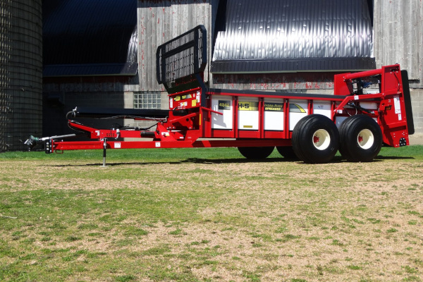 H&S | Hydraulic Push Manure Spreaders | Model Model HPV4242 for sale at Red Power Team, Iowa