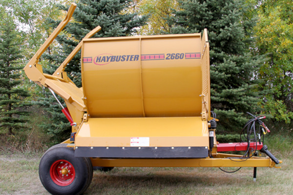 HayBuster 2660 Balebuster for sale at Red Power Team, Iowa