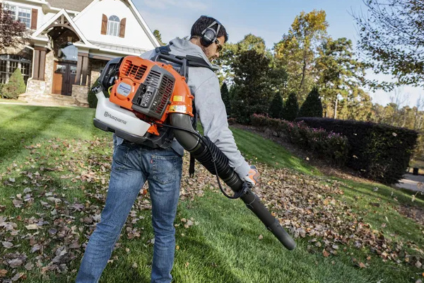 Husqvarna | Yard & Grounds Care | Leaf Blowers for sale at Red Power Team, Iowa