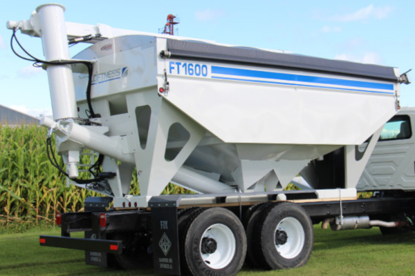 Loftness | Tenders | Model 16-Ton Top Auger for sale at Red Power Team, Iowa