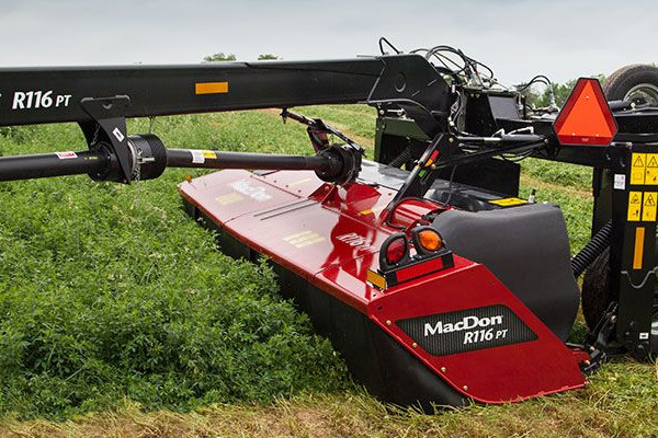 MacDon | R1 Series Pull-Type Disc Mowers | Model R1 - 13ft for sale at Red Power Team, Iowa
