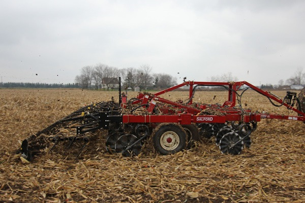Salford Group INDEPENDENT 2100 for sale at Red Power Team, Iowa