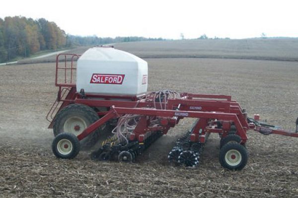 Salford Group 30' TOOLBAR SINGLE MOUNTED TANK for sale at Red Power Team, Iowa