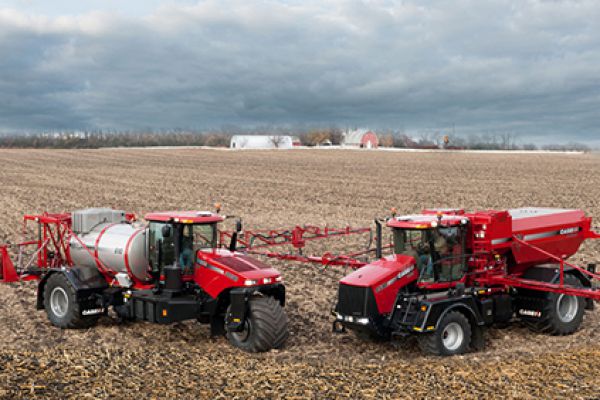 Case IH | Titan™ Series Floaters | Model Titan 3530 (Prior Model) for sale at Red Power Team, Iowa